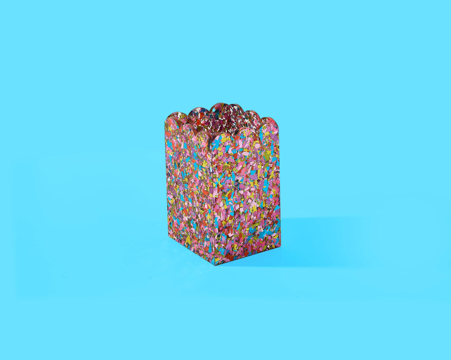 FOR FUN - Scalloped Pen / Pencil Holder - Happy Confetti