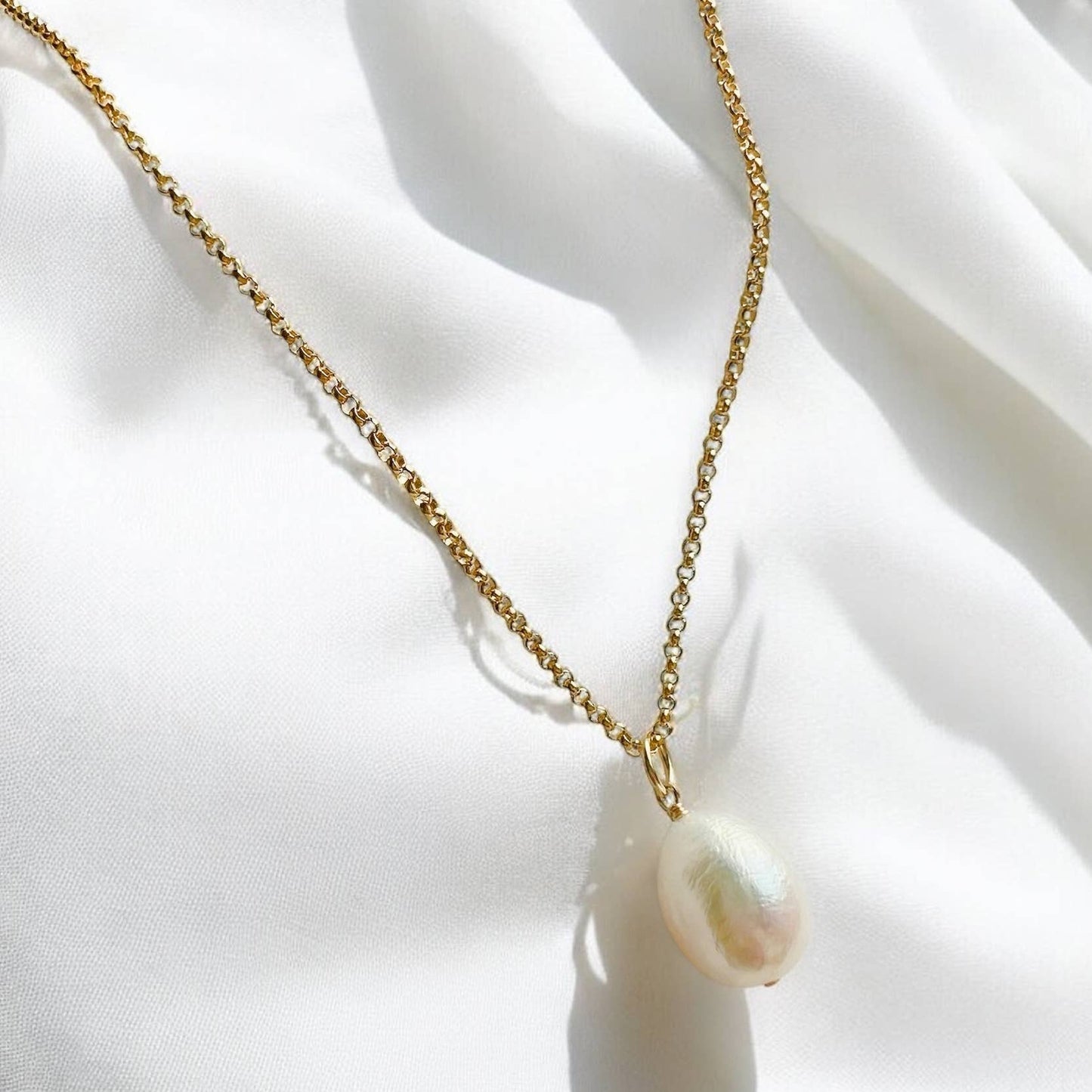 Mackenzie Freshwater Pearl Necklace Gold Filled